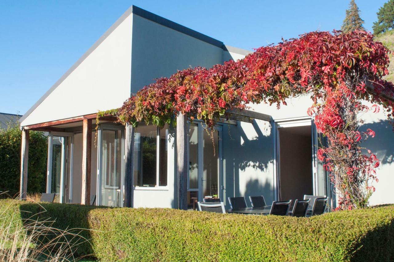 Sunrise Sanctuary Villa Wanaka Exterior photo