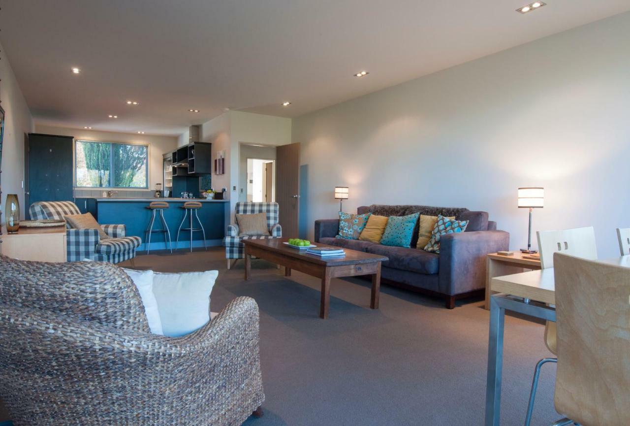 Sunrise Sanctuary Villa Wanaka Exterior photo